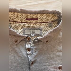 Ted Baker Light Gray Polo with Patterned Collar Mens XL